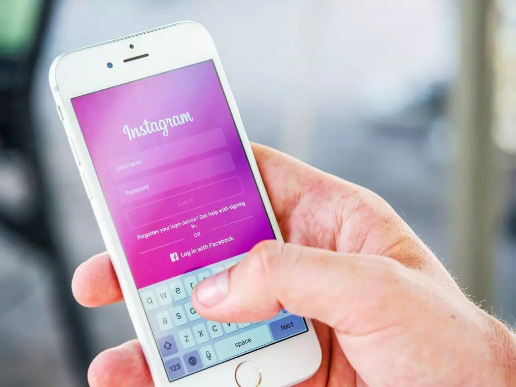 INSTAGRAM STORIES ZVÝŠIA VAŠE PREDAJE. AKO?